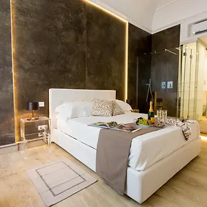 In 4*, Palermo Italien