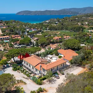 Wanda 2*, Porto Azzurro Italien