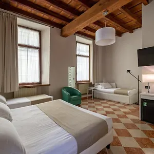 Residenza Accademia 3*, Mantua Italien
