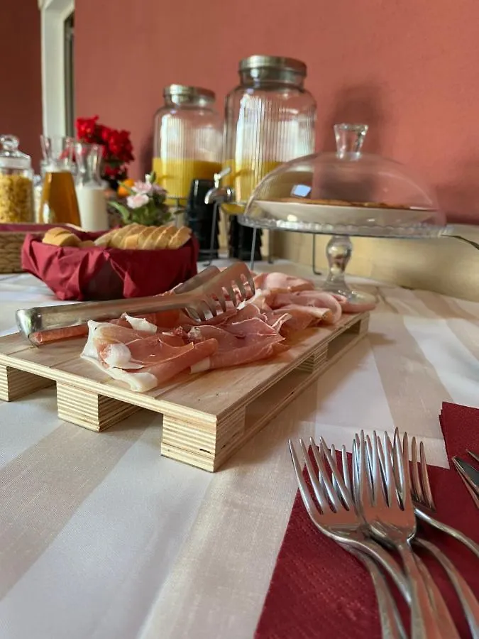 Bed & Breakfast La Rondinella Cerasolo